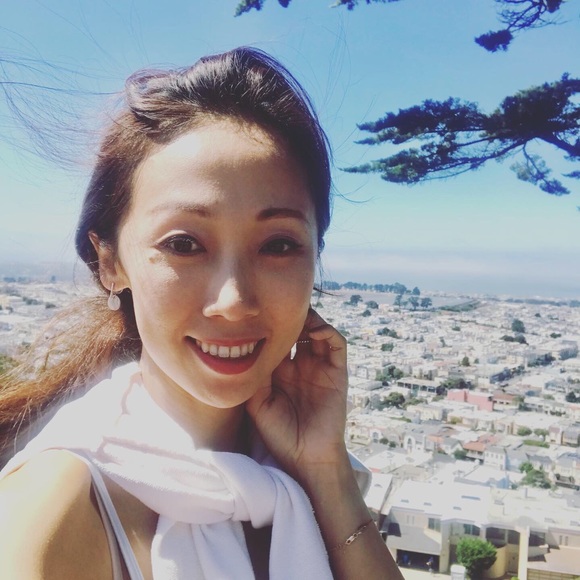 Meet your Posher, Lilly - Picture 1 of 1